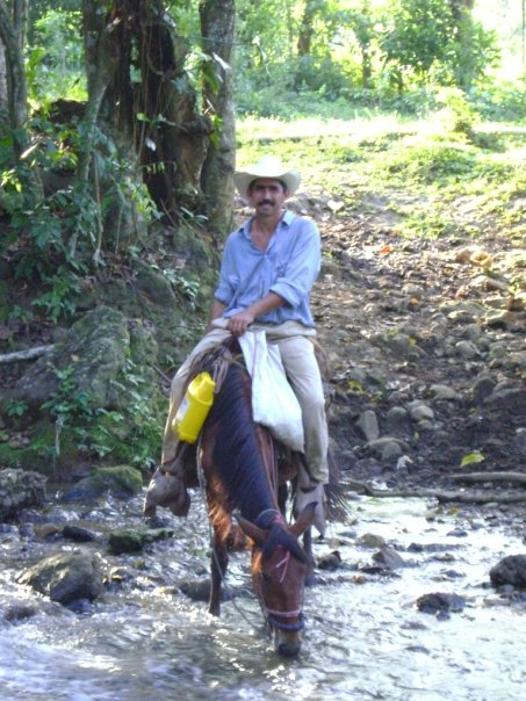 Juan Valdez of Honduras Sapio Treksual travel blogger